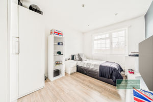 Photo 10- click for photo gallery